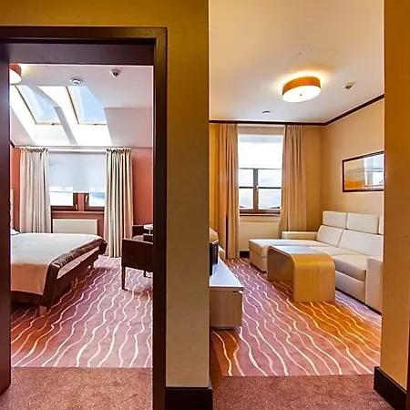 Hotel Skarbek Lubiń