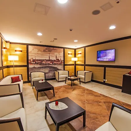 Hotel Skarbek 3*